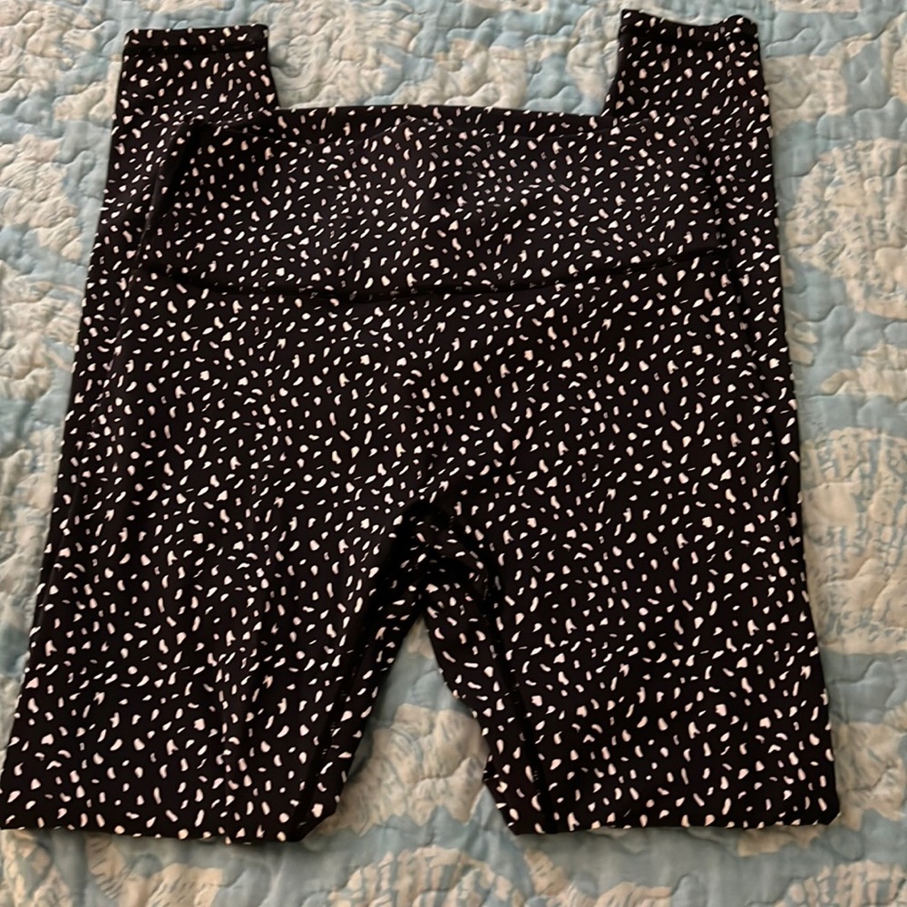 NWOT Astoria activewear leggings